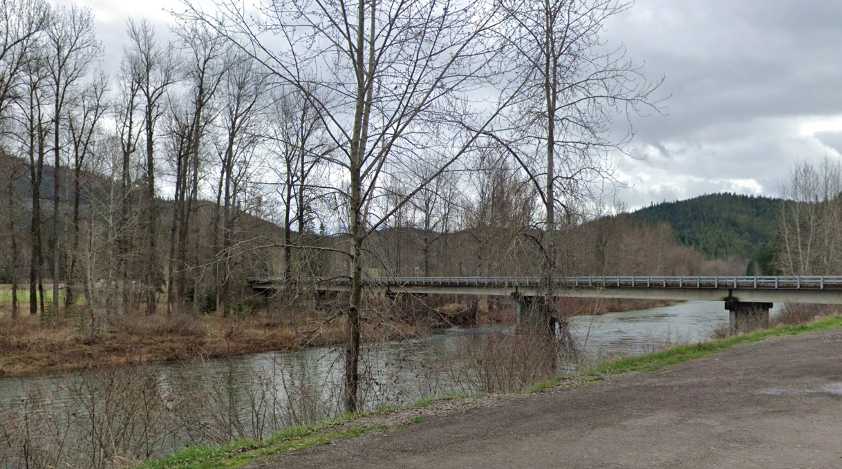 Coeur d’Alene River scenery