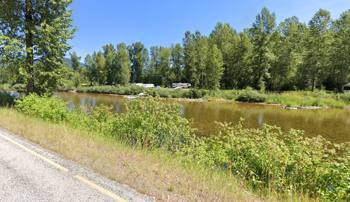 Coeur d’Alene River trail and forest views